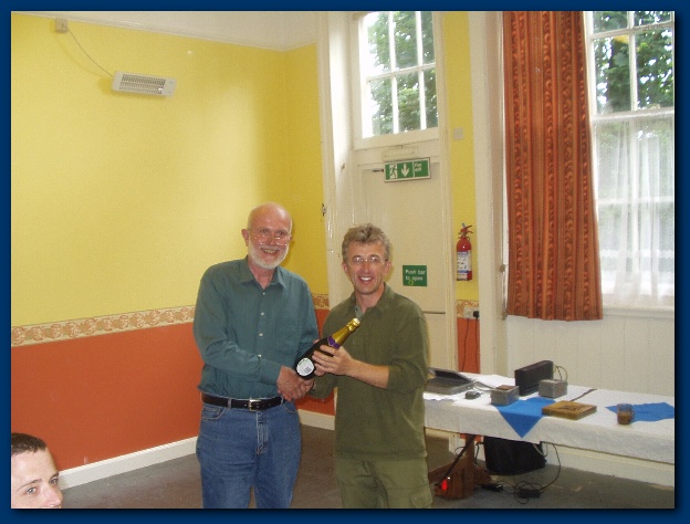 600x449 pixels (104K)